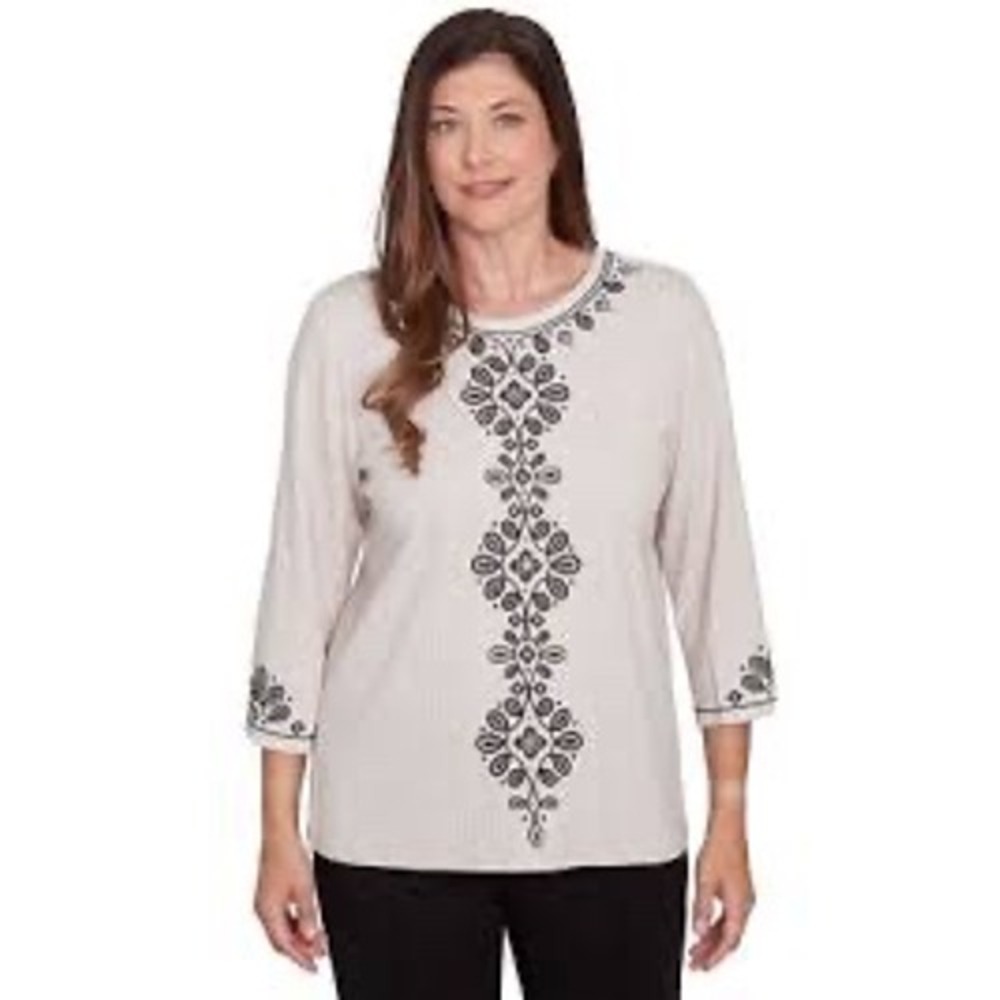 Alfred Dunner Petite PM Ribbed Knit Top Beige Embroidered Rhinestone 3/4 Sleeve